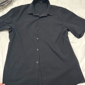 Lululemon Men’s medium short sleeve shirt